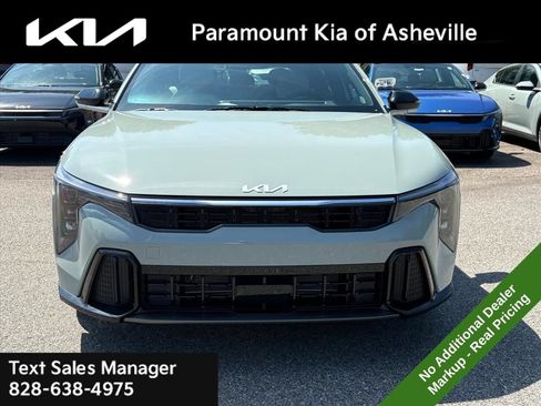 New 2026 Kia K4 GT-Line FWD image 2
