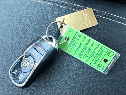 Used 2018 Buick Regal Essence w/ Driver Confidence Package #1 image 39