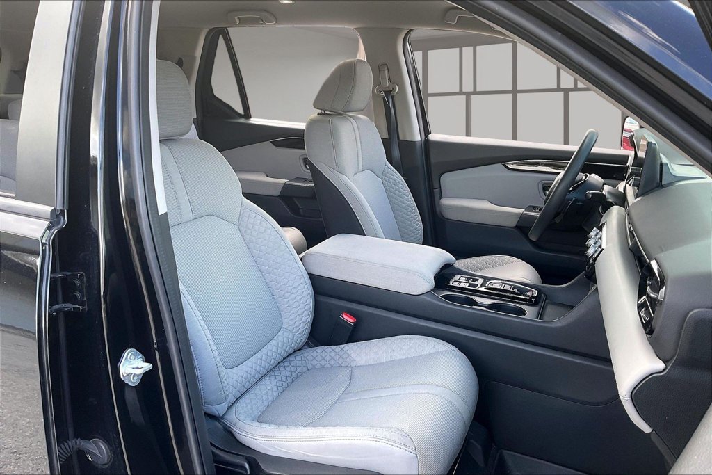 Used 2023 Honda Pilot LX image 27
