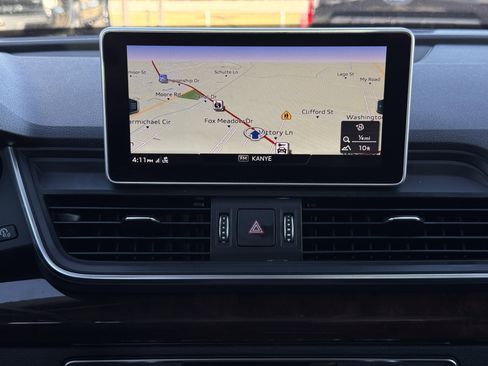 Used 2019 Audi Q5 2.0T Premium Plus w/ Premium Plus Package image 22