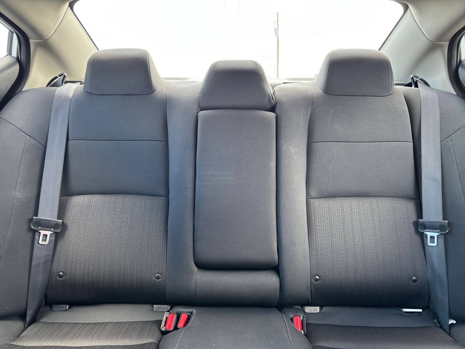 Used 2025 Nissan Altima 2.5 SV FWD image 38