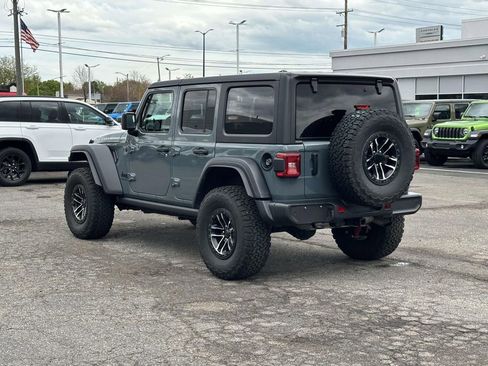 Used 2024 Jeep Wrangler Unlimited Sport AWD/4WD image 6