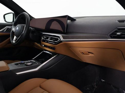 Used 2023 BMW i4 eDrive35 w/ Premium Package image 9