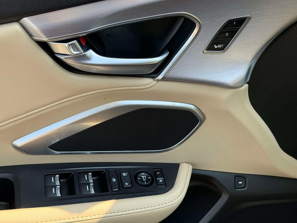 Certified 2024 Acura RDX SH-AWD image 14