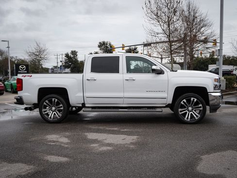 Used 2018 Chevrolet Silverado 1500 LTZ w/ LTZ Plus Package image 11