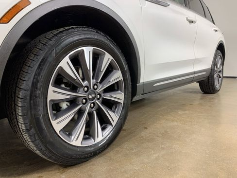 Used 2022 Lincoln Corsair Reserve w/ Equipment Group 201A image 2