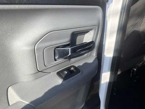 Used 2024 RAM 1500 Classic SLT image 20