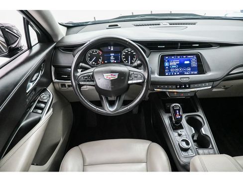 Certified 2023 Cadillac XT4 Premium Luxury AWD/4WD image 27