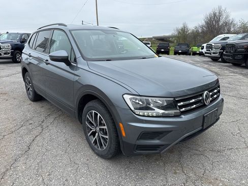 Used 2021 Volkswagen Tiguan S image 6