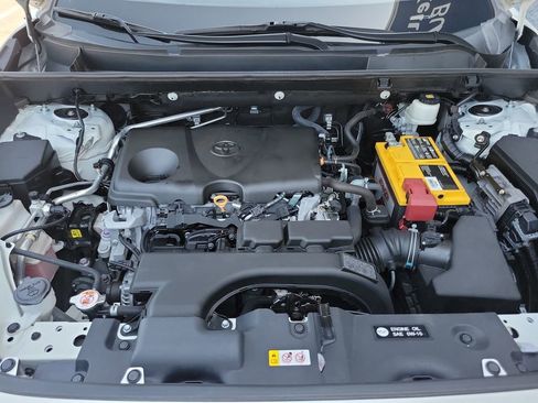 Used 2021 Toyota RAV4 Limited image 29