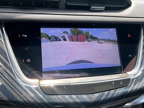 Used 2024 Cadillac XT6 Premium Luxury w/ LPO, Floor Liner Package FWD image 27