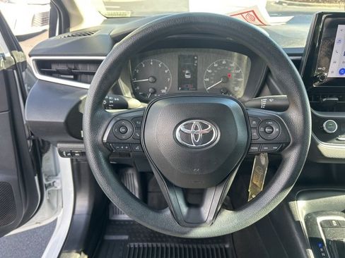 Used 2024 Toyota Corolla LE image 17