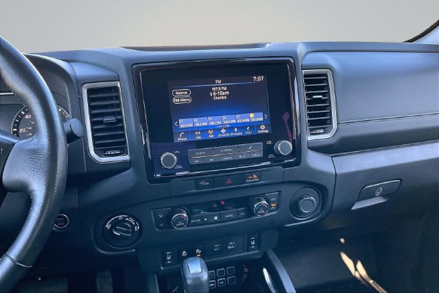 Used 2023 Nissan Frontier SV w/ SV Convenience Package AWD/4WD image 10