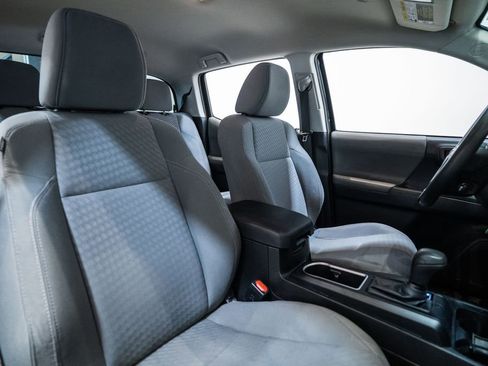 Certified 2020 Toyota Tacoma SR image 13