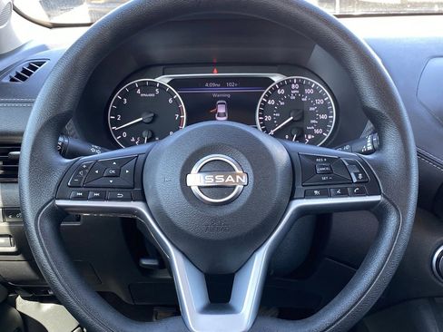 Certified 2024 Nissan Sentra SV FWD image 24