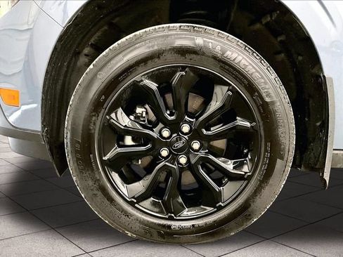Used 2024 Ford Maverick Lariat w/ Black Appearance Package FWD image 8