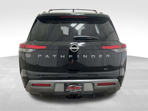 New 2026 Nissan Pathfinder SL image 3