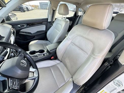 Used 2023 Honda Civic Touring image 19