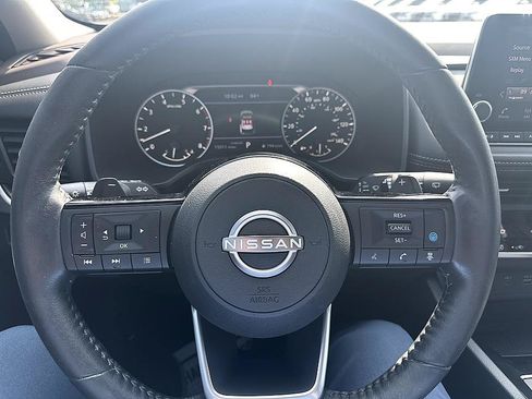 Certified 2023 Nissan Rogue SV w/ SV Premium B Package FWD image 24
