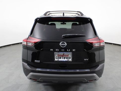 Certified 2023 Nissan Rogue SV w/ SV Premium B Package FWD image 11