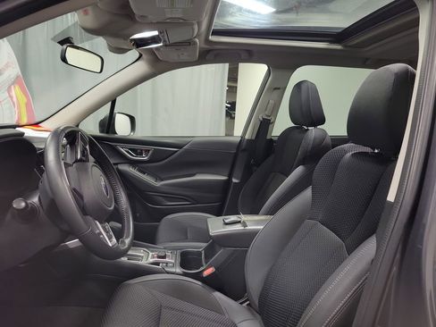 Used 2021 Subaru Forester Premium AWD/4WD image 12