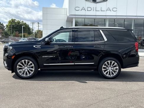 Used 2023 GMC Yukon Denali w/ Advanced Technology Package AWD/4WD image 41
