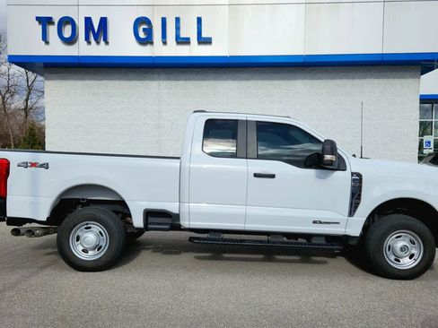 Used 2023 Ford F350 XL image 1
