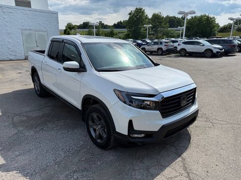 Certified 2023 Honda Ridgeline RTL image 4