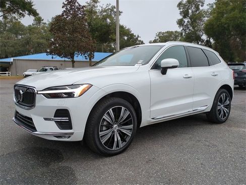 Used 2022 Volvo XC60 B5 Inscription w/ Climate Package image 8