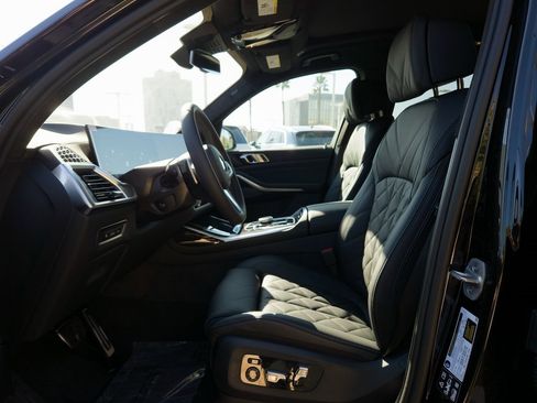 New 2026 BMW X7 xDrive40i w/ M Sport Package image 10