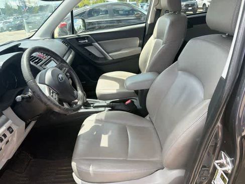 Used 2015 Subaru Forester 2.5i Touring w/ Eyesight & Navigation System AWD/4WD image 2