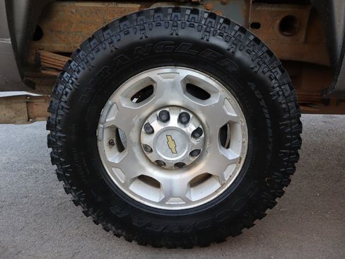 Used 2007 Chevrolet Silverado 2500 LT w/ 2LT Audio Package image 41