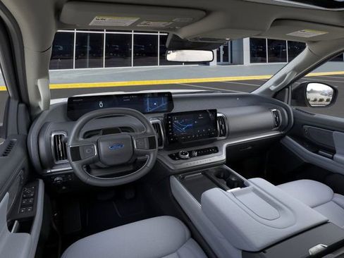 New 2026 Ford Expedition Max Platinum image 10