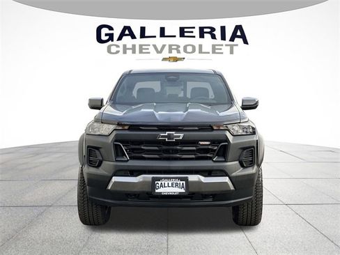 Certified 2025 Chevrolet Colorado Trail Boss image 3