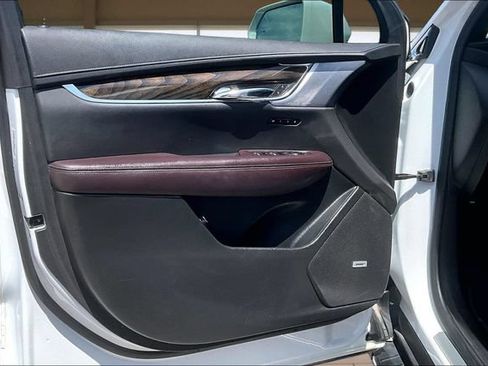 Used 2020 Cadillac XT6 Premium Luxury AWD/4WD image 22