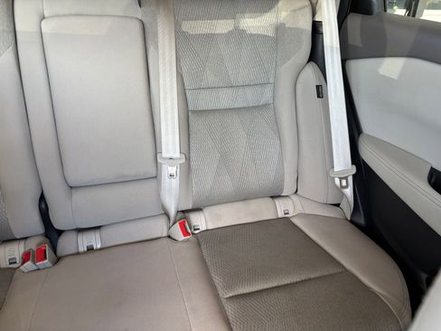 Used 2025 Nissan Rogue SV image 40