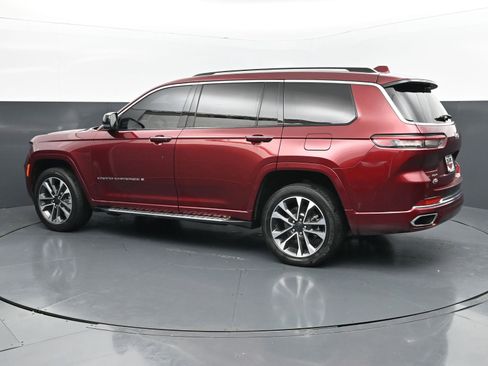 Used 2021 Jeep Grand Cherokee L Overland w/ Advanced Protech Group III image 3