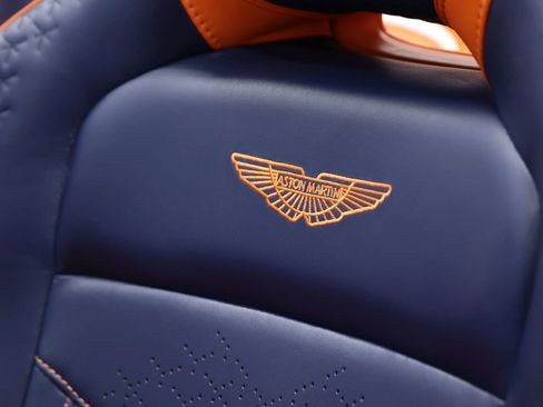 Used 2022 Aston Martin DBS Superleggera Volante RWD image 21