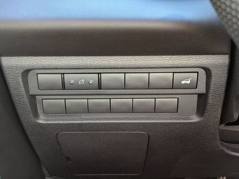 Used 2024 Mitsubishi Outlander SE FWD image 26