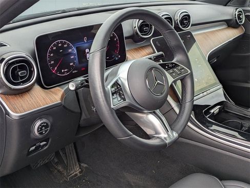 Used 2024 Mercedes-Benz C 300 4MATIC Sedan image 4