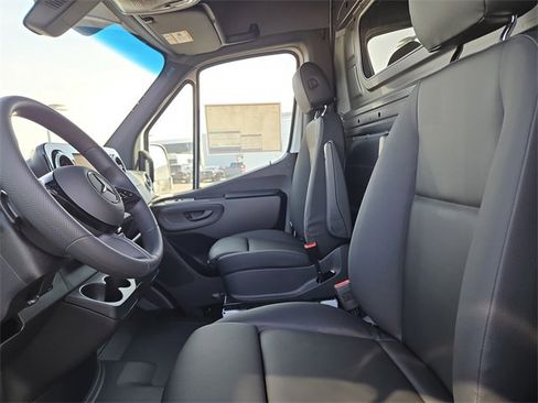 New 2026 Mercedes-Benz Sprinter 2500 image 24