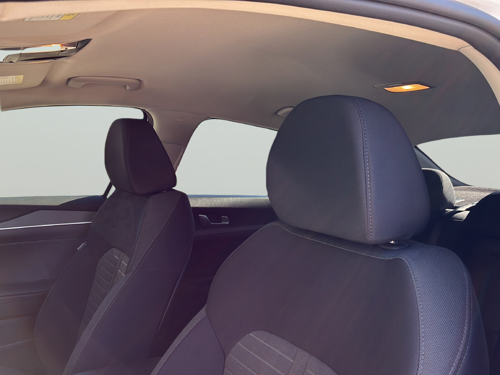 New 2026 Kia K5 LXS FWD image 15