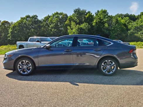 Used 2023 Honda Accord EX-L image 2