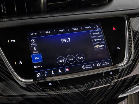 Used 2024 Cadillac XT6 Premium Luxury image 31