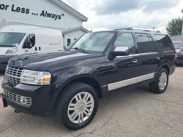 Used 2013 Lincoln Navigator 4WD w/ HD Trailer Tow Pkg image 20