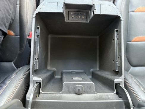 Used 2021 GMC Sierra 1500 AT4 w/ AT4 Premium Package image 23