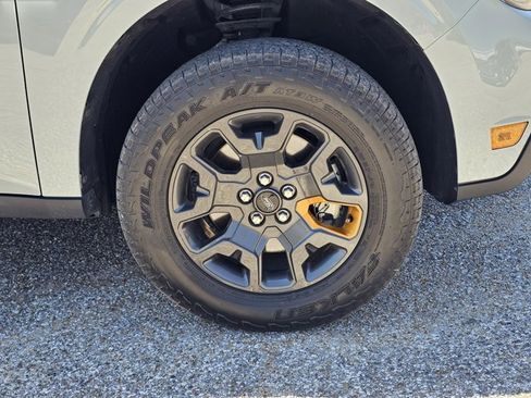 Used 2024 Ford Maverick Tremor w/ Tremor Off-Road Package AWD/4WD image 6