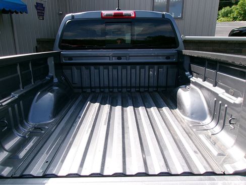 Used 2022 Chevrolet Colorado LT w/ LT Convenience Package image 10