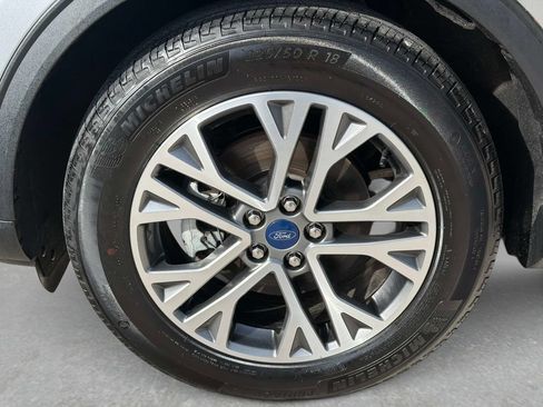 Used 2022 Ford Escape SEL AWD/4WD image 12