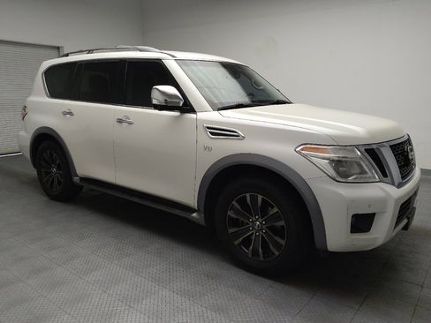 Used 2017 Nissan Armada Platinum w/ Interior Lighting Package RWD image 11